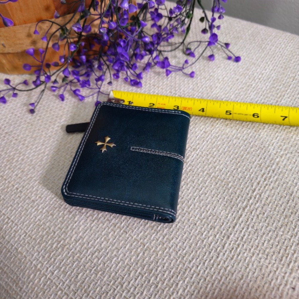 Gothic Cross Stud Bifold Snap Wallet | Teal | 4x4in - Picture 6 of 7